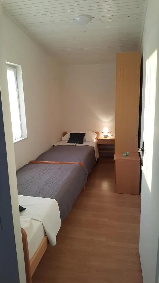 Apartments Zuzul - Trogir 0*,