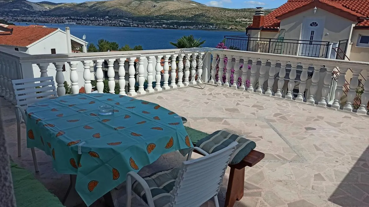 Apartments Zuzul - Trogir 0*,  Croatia
