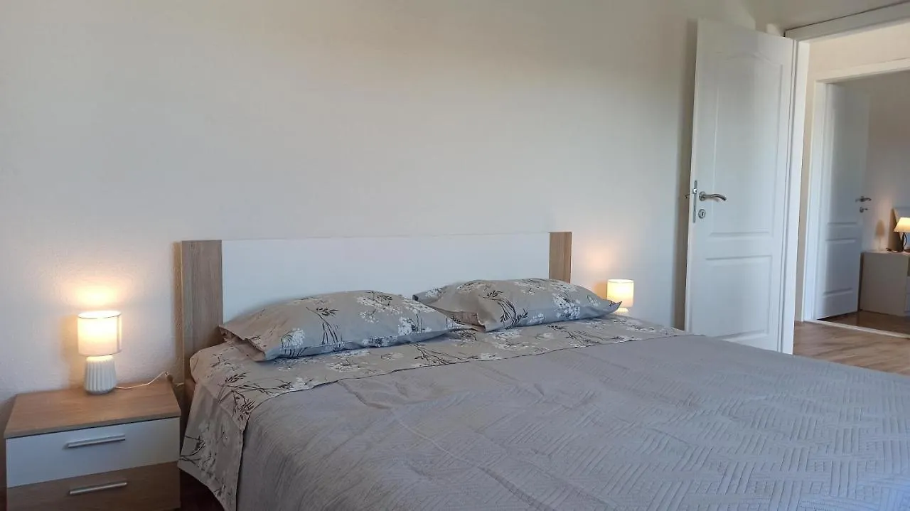 Apartments Zuzul - Trogir