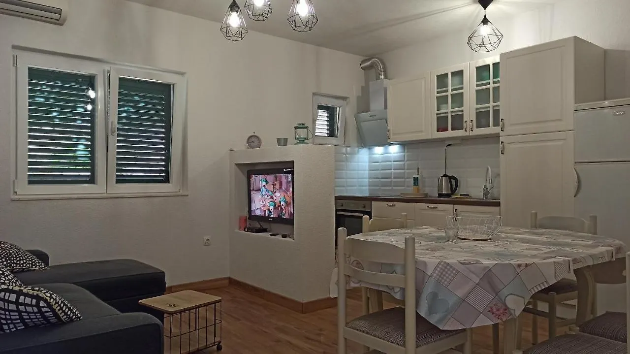 Apartments Zuzul - Trogir Croatia