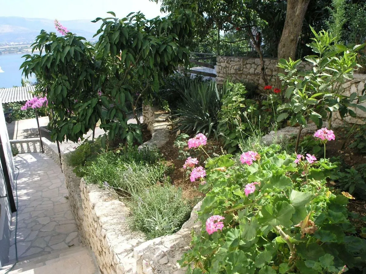 Apartments Zuzul - Trogir